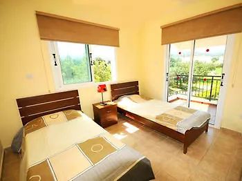 Latchi Seaview * Polis